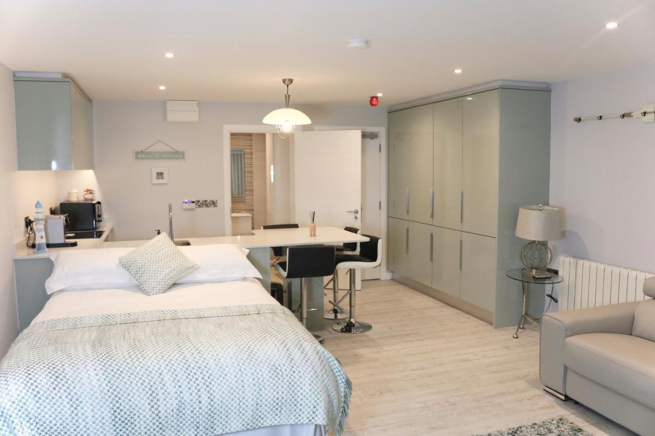 The North Cove, 20M To The Sea, Modern Studio Apartment Portrush Eksteriør bilde