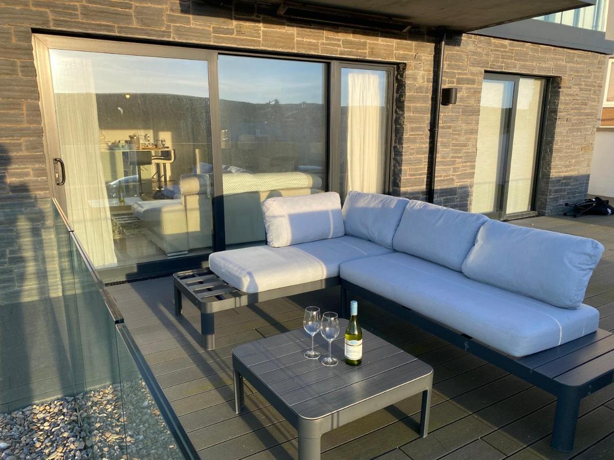 The North Cove, 20M To The Sea, Modern Studio Apartment Portrush Eksteriør bilde