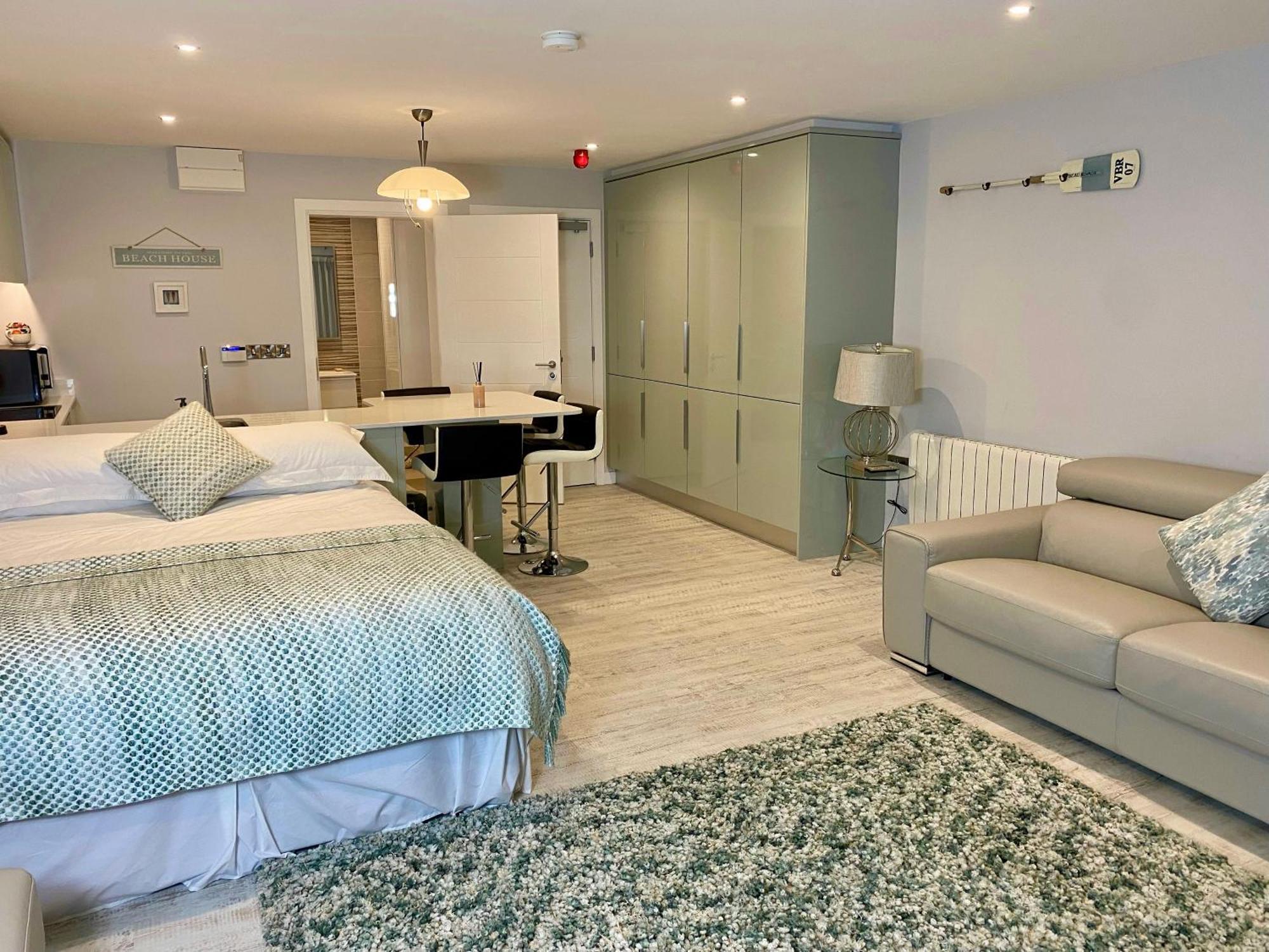 The North Cove, 20M To The Sea, Modern Studio Apartment Portrush Eksteriør bilde