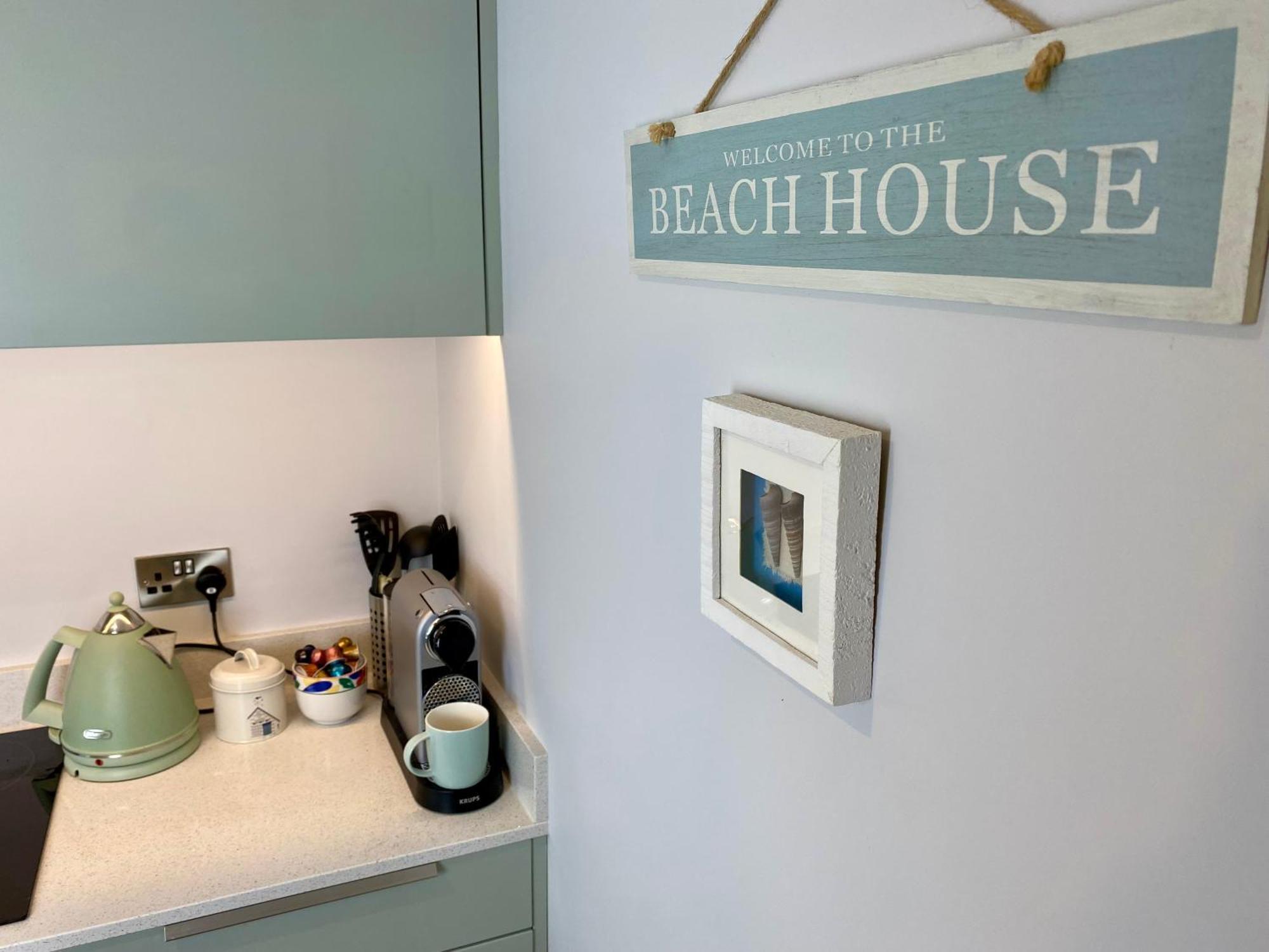 The North Cove, 20M To The Sea, Modern Studio Apartment Portrush Eksteriør bilde