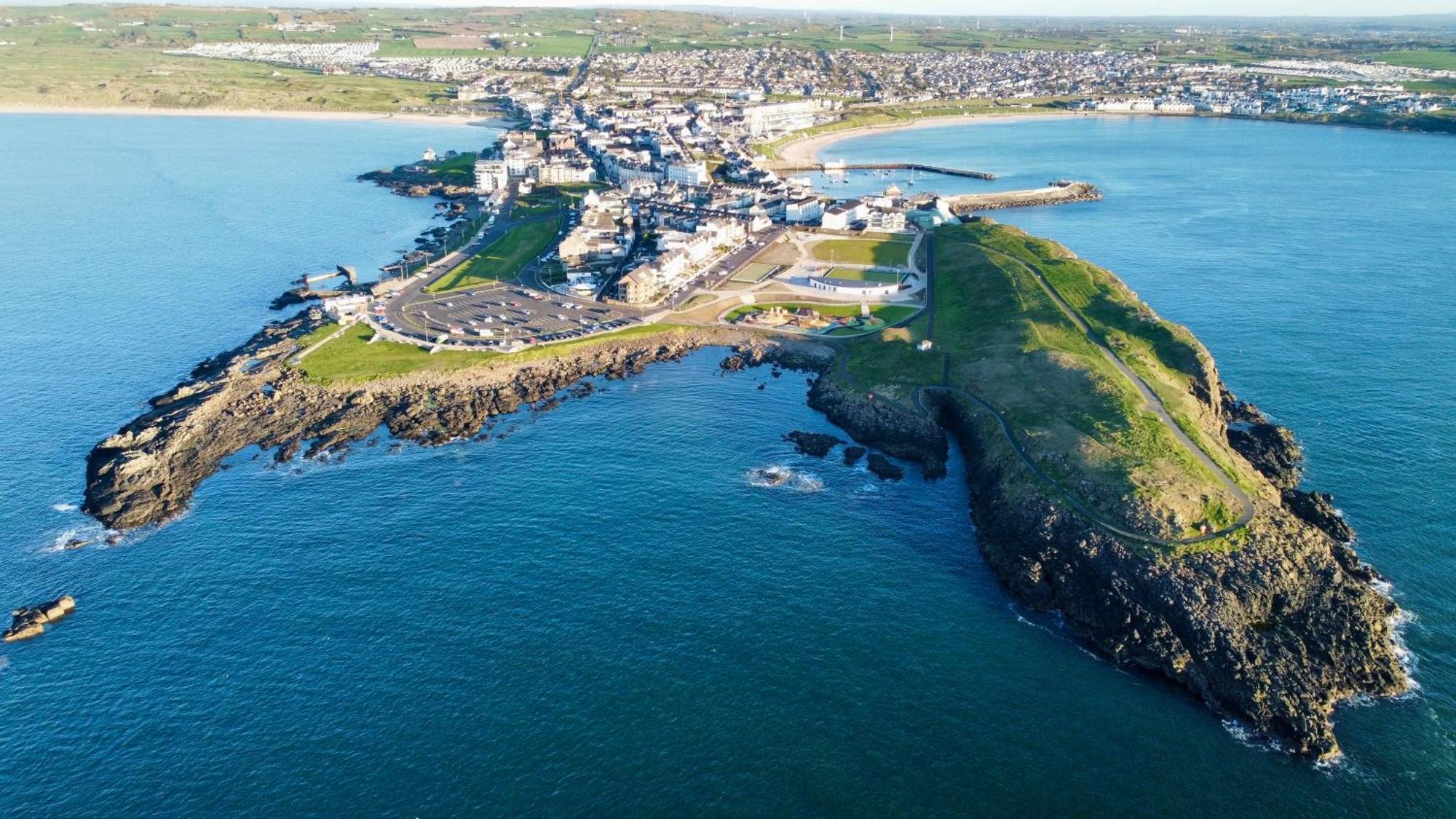 The North Cove, 20M To The Sea, Modern Studio Apartment Portrush Eksteriør bilde